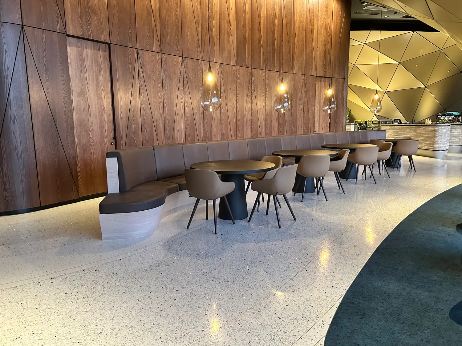 Te Arikinui Pullman Auckland Airport Hotel — view 9