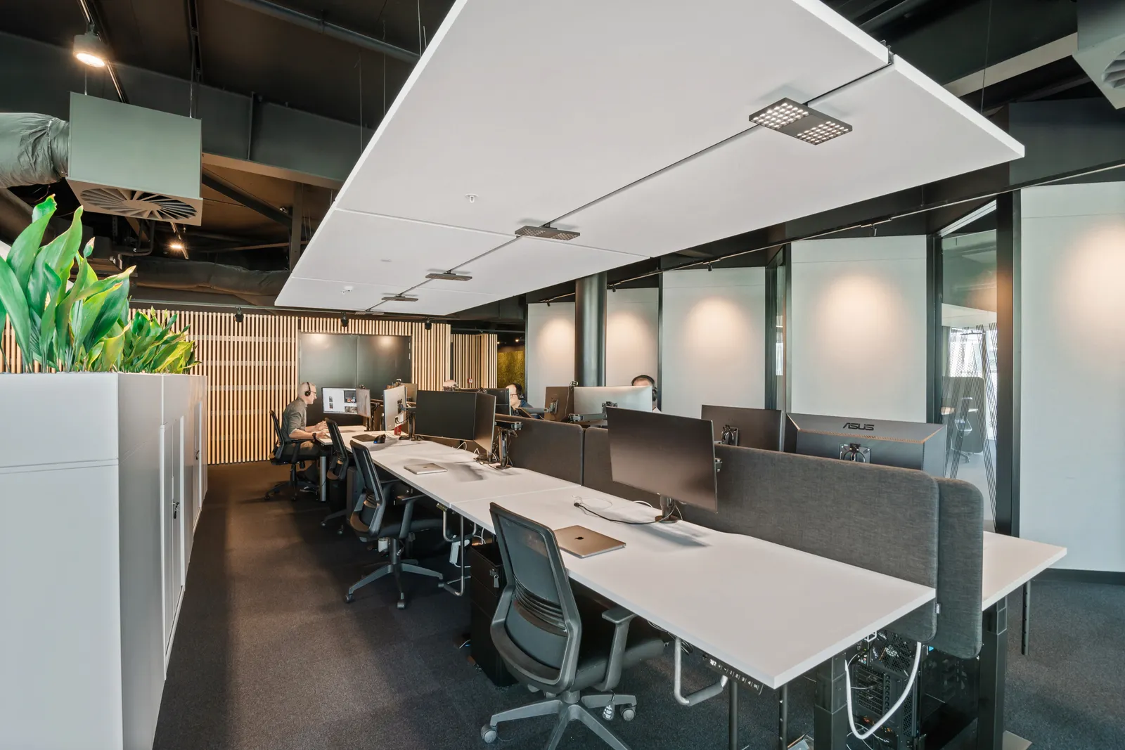 Spark Square Office Fitout — view 8